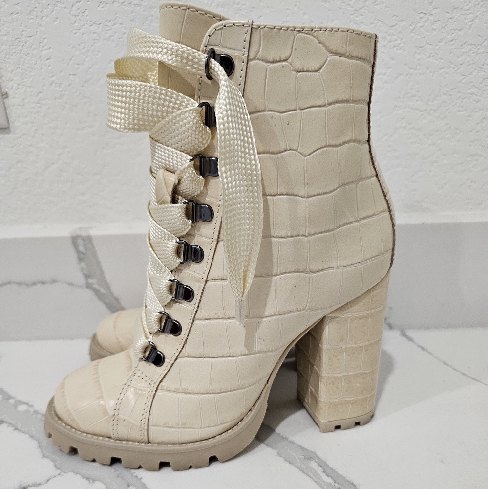 Schultz Boots - Picture 2 of 5
